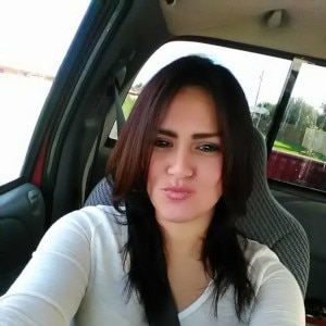 Indian woman jojo is looking for a partner