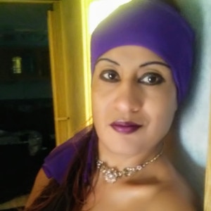 Latina woman wkalifaste07 is looking for a partner
