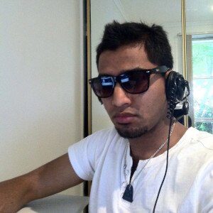 Indian man JUNKIE is looking for a partner