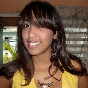 Indian woman seewi is looking for a partner