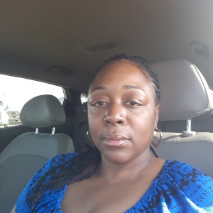 Black woman Diamond is looking for a partner