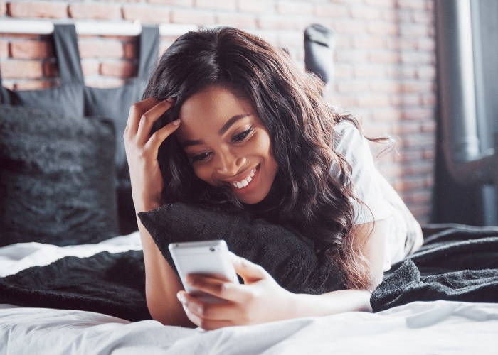 The Best Flirty Texts to Make Her Smile