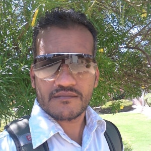 Indian man mohmon3y is looking for a partner