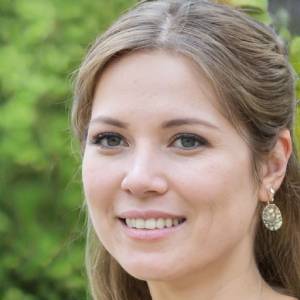  Tayy  is looking for a interracial dating