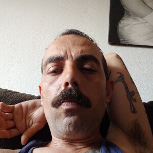 Latina man robertsax7 is looking for a partner