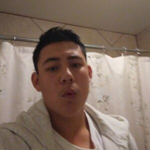 Asian man higaredaaxel is looking for a partner