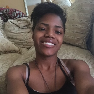 Black woman Jazz is looking for a partner