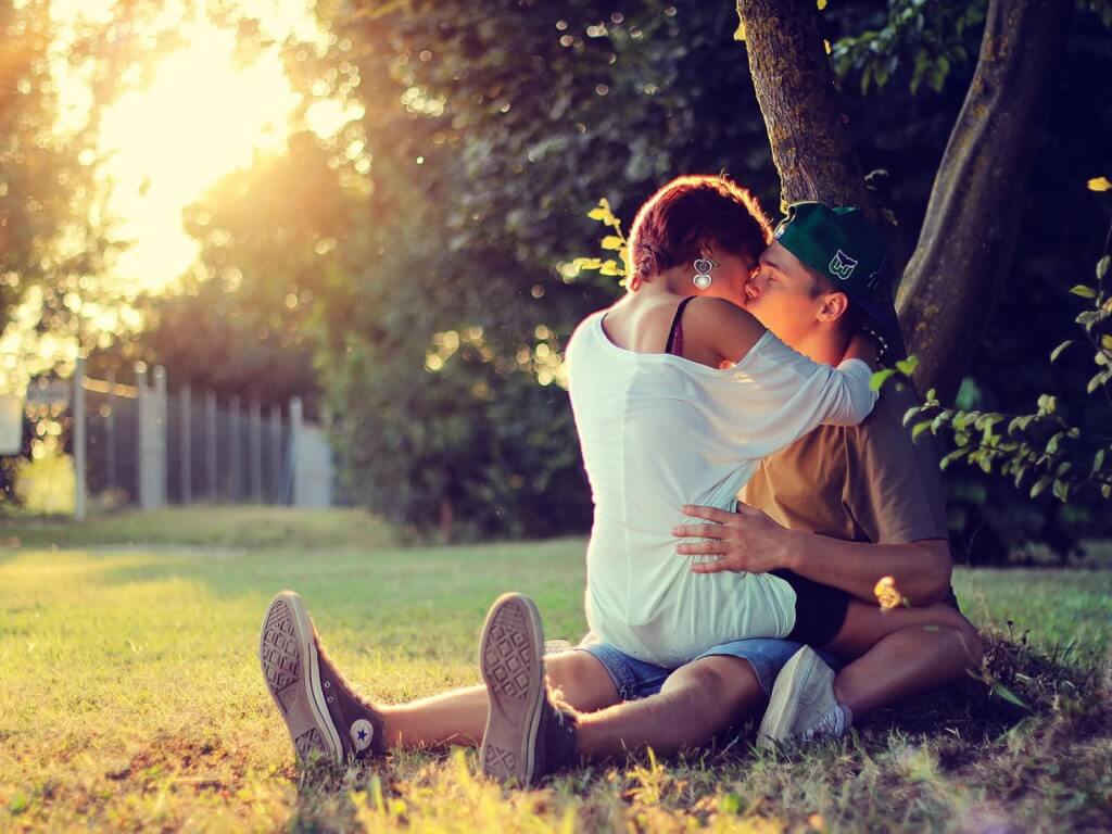 couple under tree