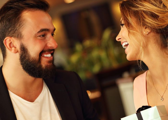 couple in a restaurant